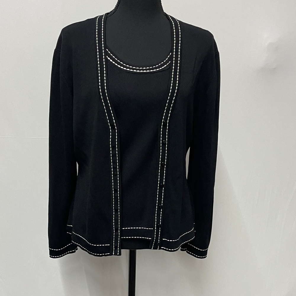 Max Studio Cardigan set, black with white stitching, Large
